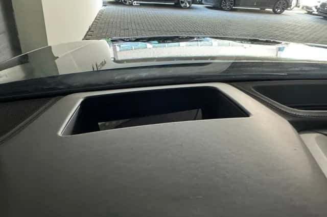 Audi Q8 (2023) thumbnail 26