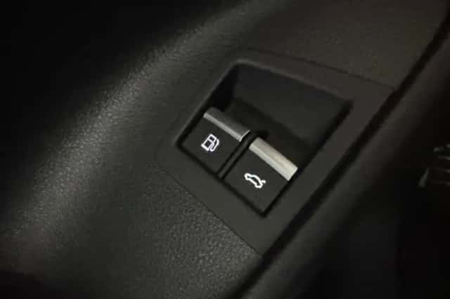 Audi Q8 (2023) thumbnail 32