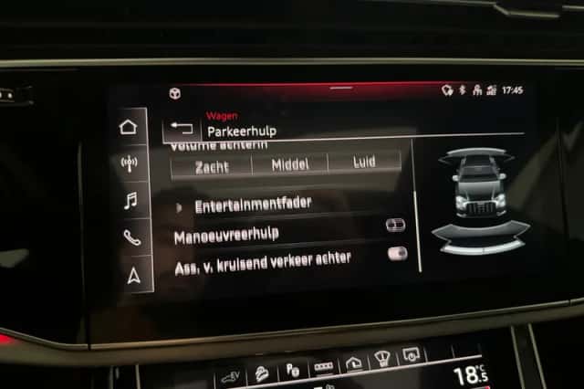 Audi Q8 (2023) thumbnail 40