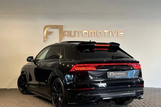 Audi Q8 (2023) thumbnail 8