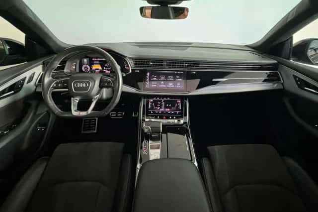 Audi Q8 (2021) thumbnail 4
