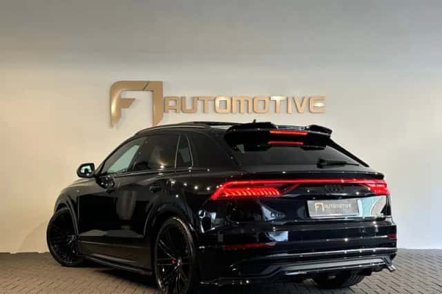Audi Q8 (2021) thumbnail 8