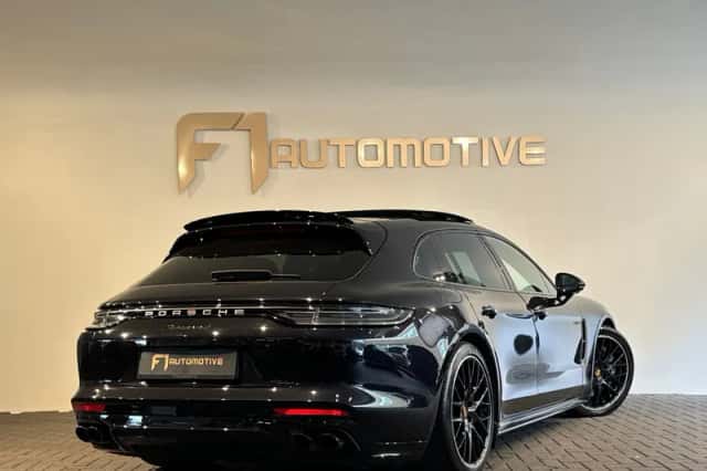 Porsche Panamera (2024) thumbnail 3