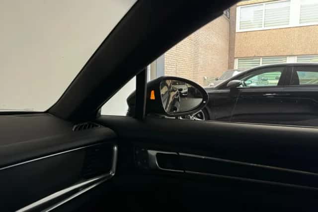 Porsche Panamera (2024) thumbnail 24