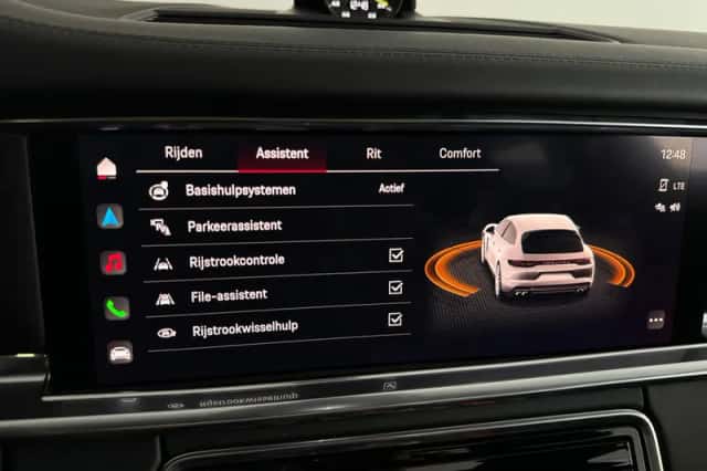 Porsche Panamera (2024) thumbnail 44
