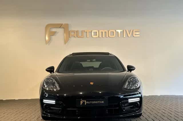Porsche Panamera (2024) thumbnail 9
