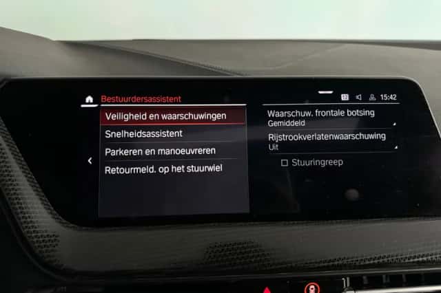 BMW 1-Serie (2021) thumbnail 30