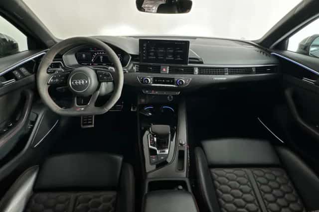 Audi RS4 (2020) thumbnail 4