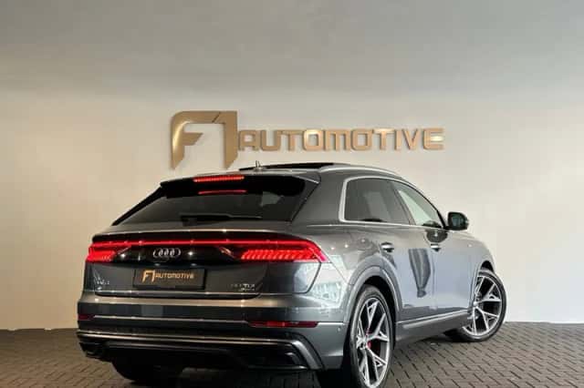 Audi Q8 (2019) thumbnail 3