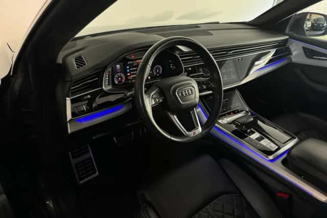 Audi Q8 (2019) thumbnail 5