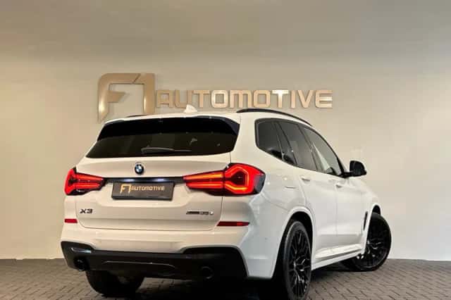 BMW X3 (2021) thumbnail 3