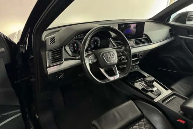 Audi Q5 (2021) thumbnail 5