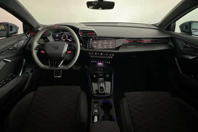 Audi RS3 (2025) thumbnail 4
