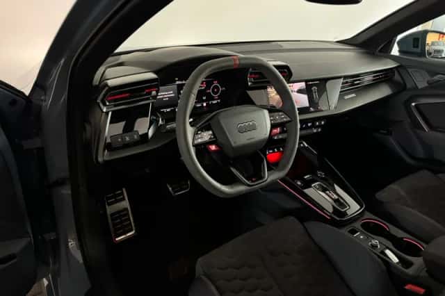 Audi RS3 (2025) thumbnail 5
