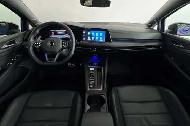 Volkswagen Golf (2021) thumbnail 4