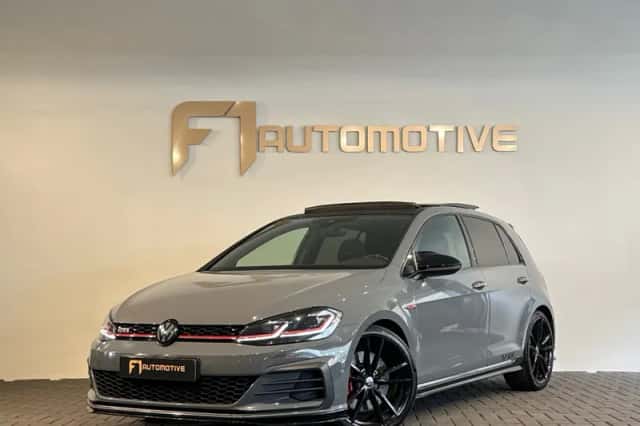 Volkswagen Golf (2019) thumbnail 1