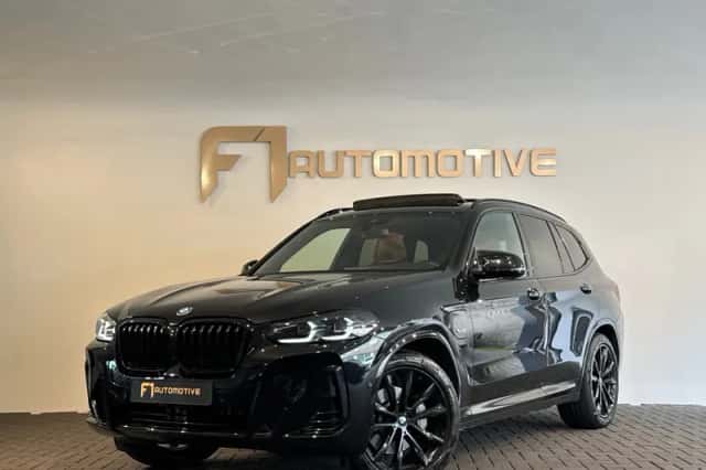 BMW X3 (2022) thumbnail 1