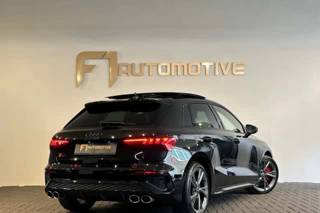 Audi S3 (2023) thumbnail 3