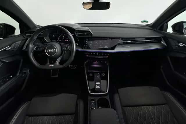 Audi S3 (2023) thumbnail 4