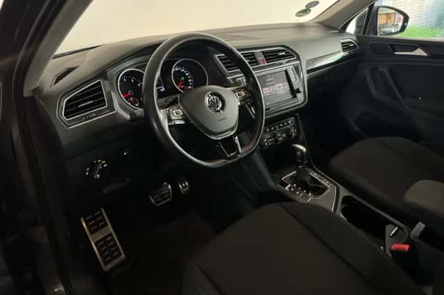 Volkswagen Tiguan (2017) thumbnail 5