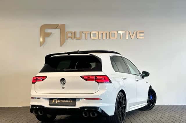Volkswagen Golf (2021) thumbnail 3