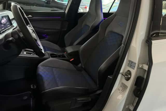 Volkswagen Golf (2021) thumbnail 6