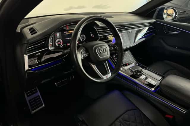 Audi Q8 (2021) thumbnail 5