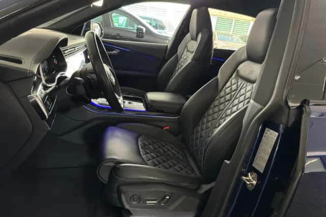 Audi Q8 (2021) thumbnail 6