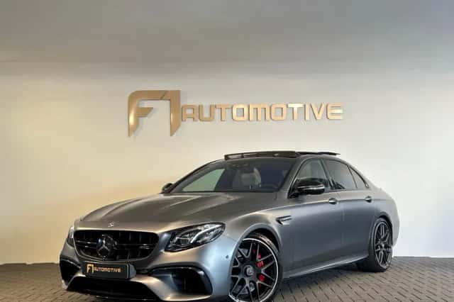 Mercedes-Benz E-Klasse (2017) thumbnail 1