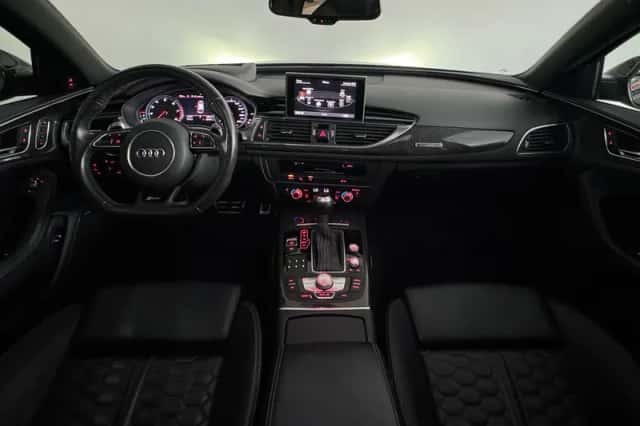 Audi RS6 (2015) thumbnail 4