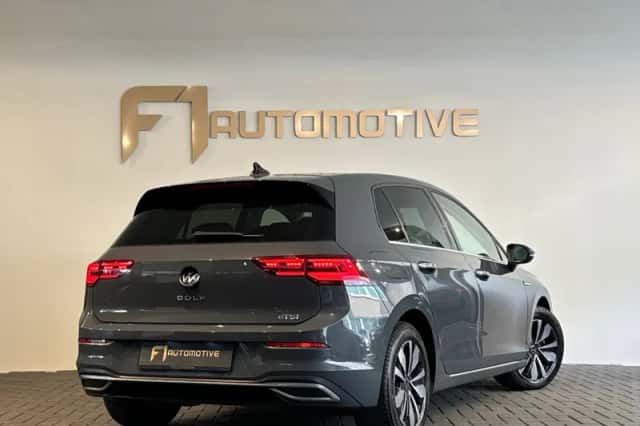 Volkswagen Golf (2020) thumbnail 3