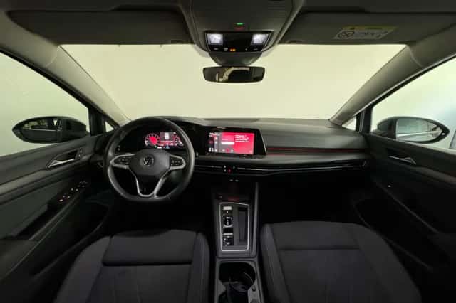 Volkswagen Golf (2020) thumbnail 4