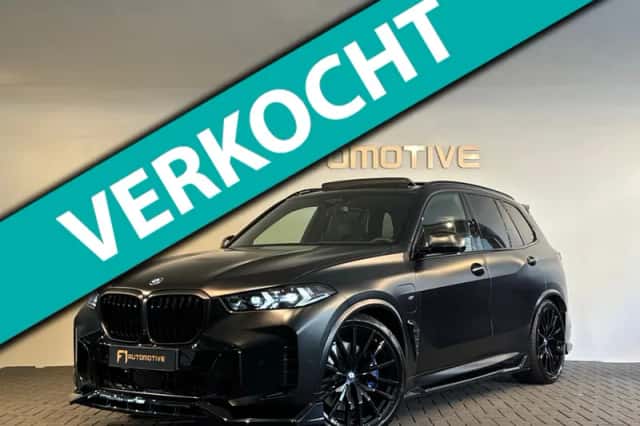 BMW X5 (2023) thumbnail 1