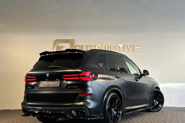 BMW X5 (2023) thumbnail 3