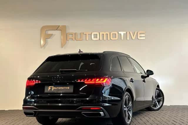 Audi A4 (2019) thumbnail 3