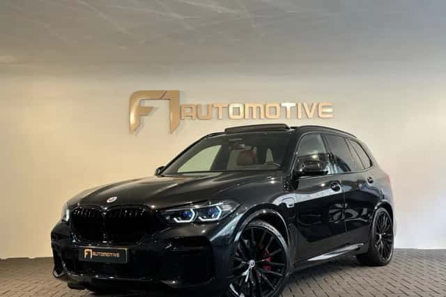 BMW X5 (2022) thumbnail 1