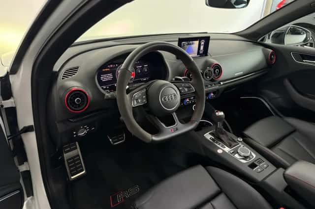 Audi RS3 (2019) thumbnail 5
