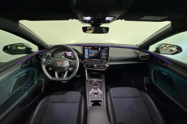 CUPRA Leon Sportstourer (2025) thumbnail 4