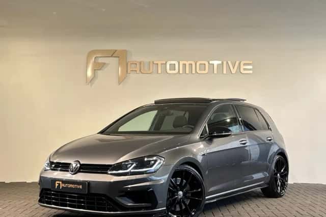 Volkswagen Golf (2019) thumbnail 1