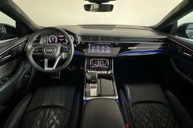 Audi Q8 (2021) thumbnail 4