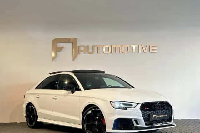 Audi RS3 (2019) thumbnail 6