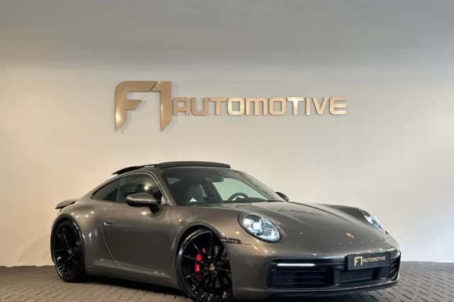Porsche 911 (2020) thumbnail 6