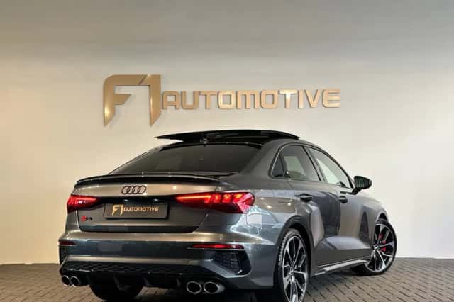 Audi S3 (2021) thumbnail 3
