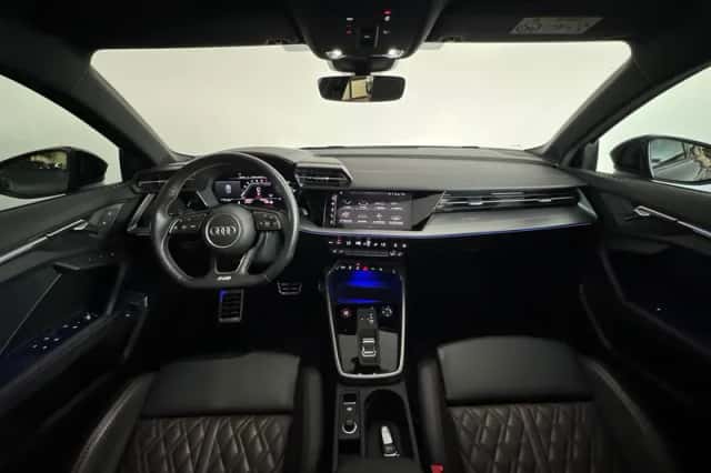 Audi S3 (2021) thumbnail 4