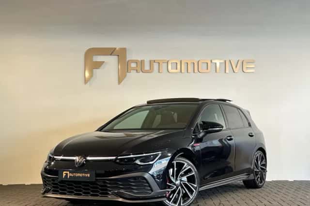 Volkswagen Golf (2021) thumbnail 1