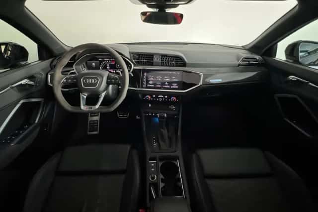 Audi RSQ3 (2022) thumbnail 4