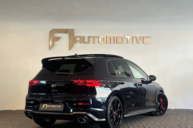 Volkswagen Golf (2023) thumbnail 3