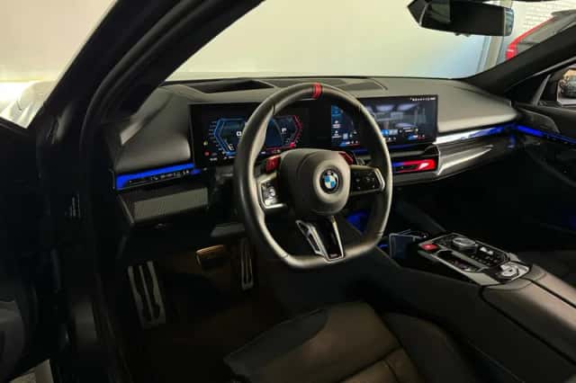 BMW M5 (2025) thumbnail 5