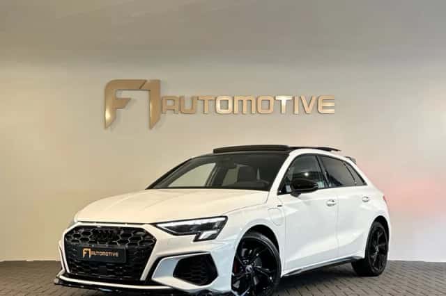Audi A3 (2021) thumbnail 1