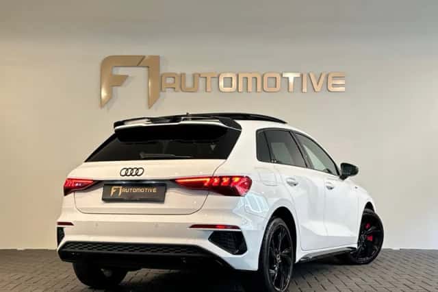 Audi A3 (2021) thumbnail 3